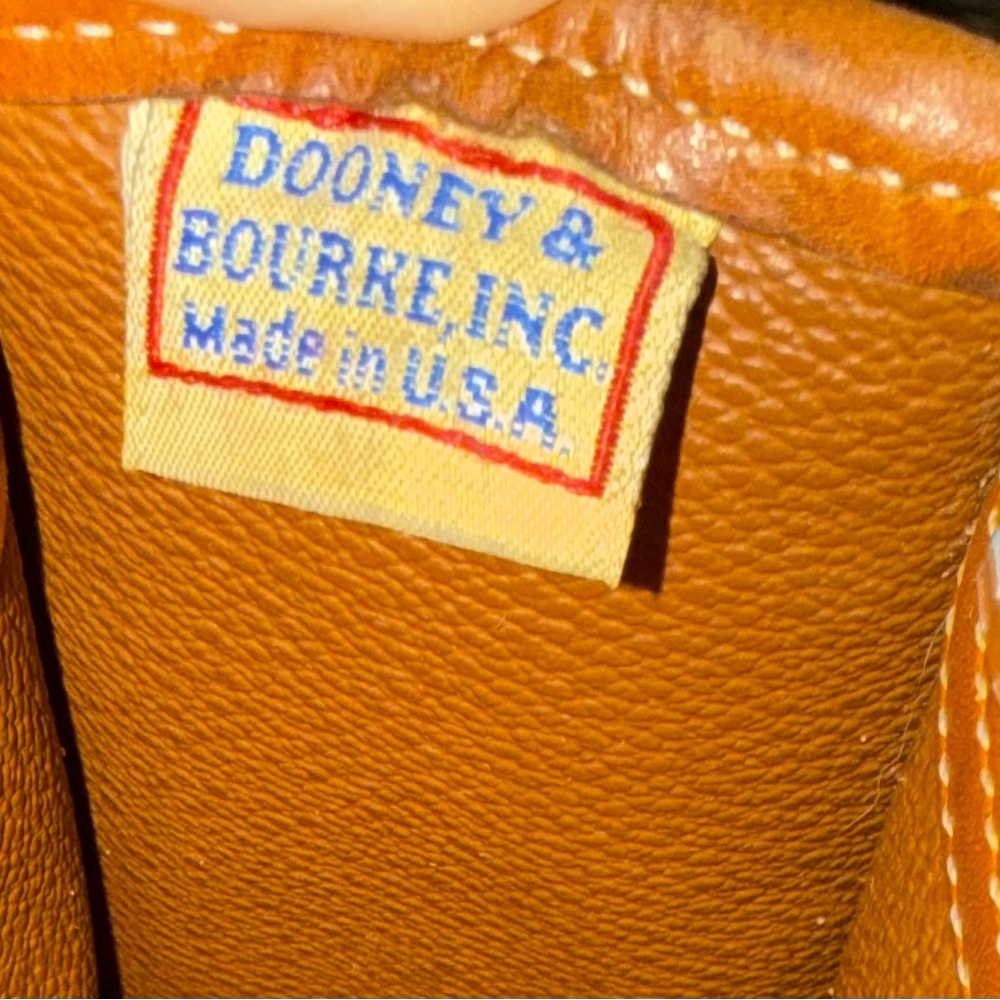 Dooney Vintage Black and Brown Leather Bag - Picture 10 of 10